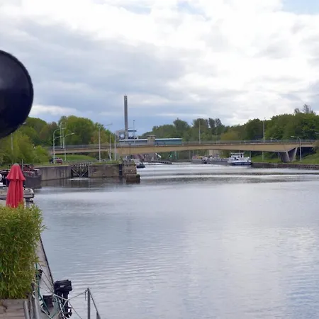 Péniche Rayclau * Ronquieres