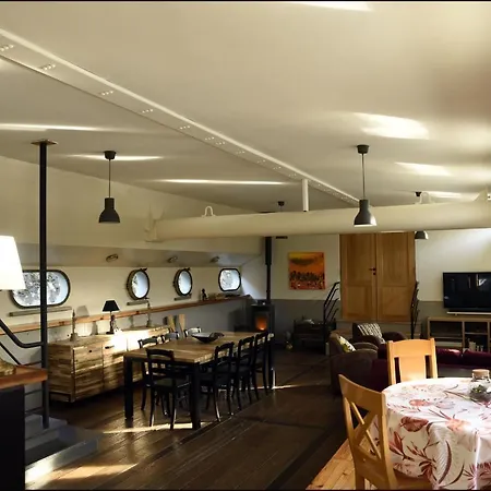 Peniche Rayclau Apartment Ronquieres